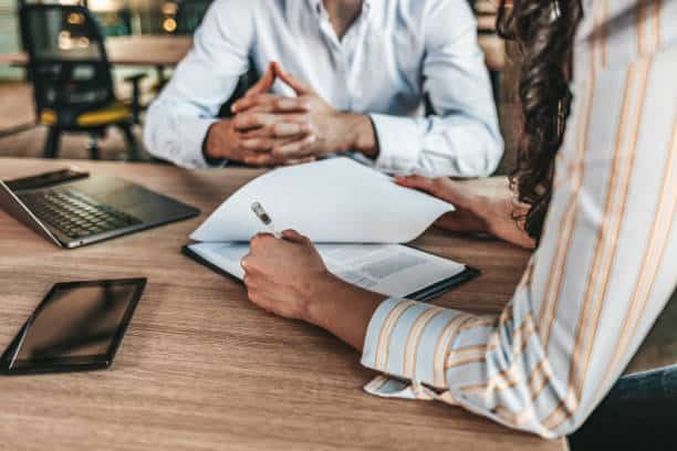 VR Consulting - négociation pour un devis de gestion sociale